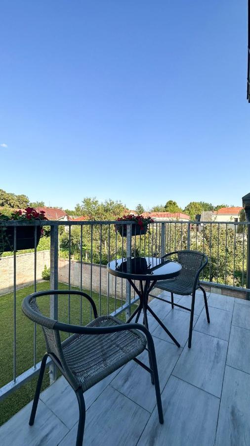 Linden Apartman 106 - Adults Only Mosonmagyaróvár Kültér fotó