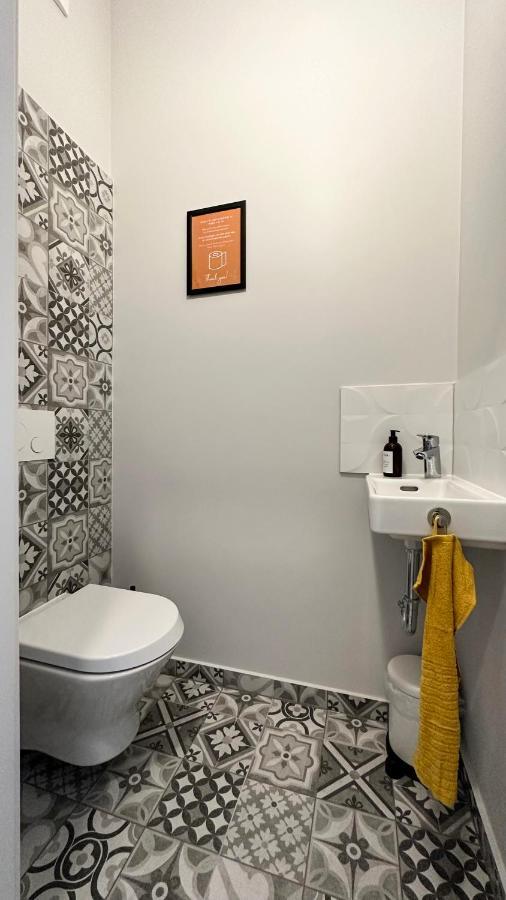 Linden Apartman 106 - Adults Only Mosonmagyaróvár Kültér fotó