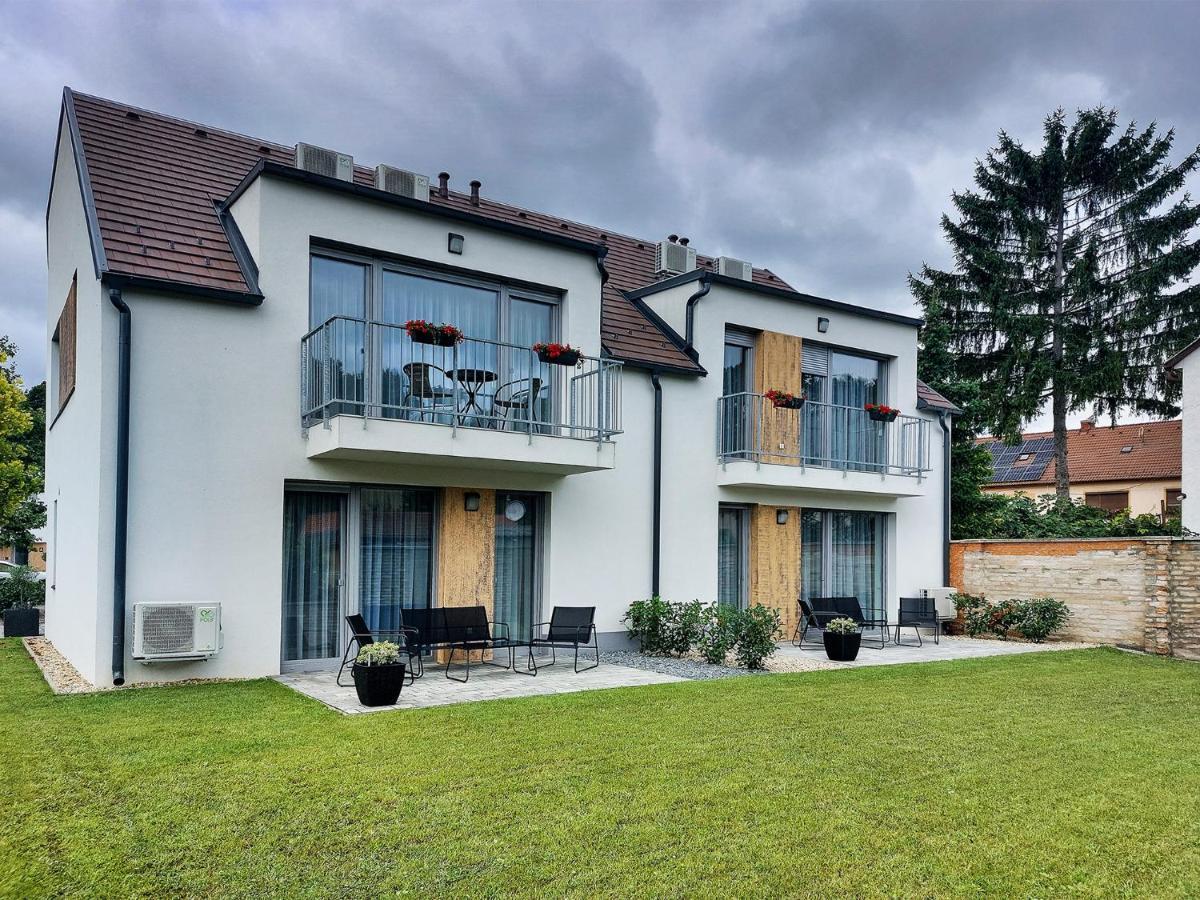 Linden Apartman 106 - Adults Only Mosonmagyaróvár Kültér fotó