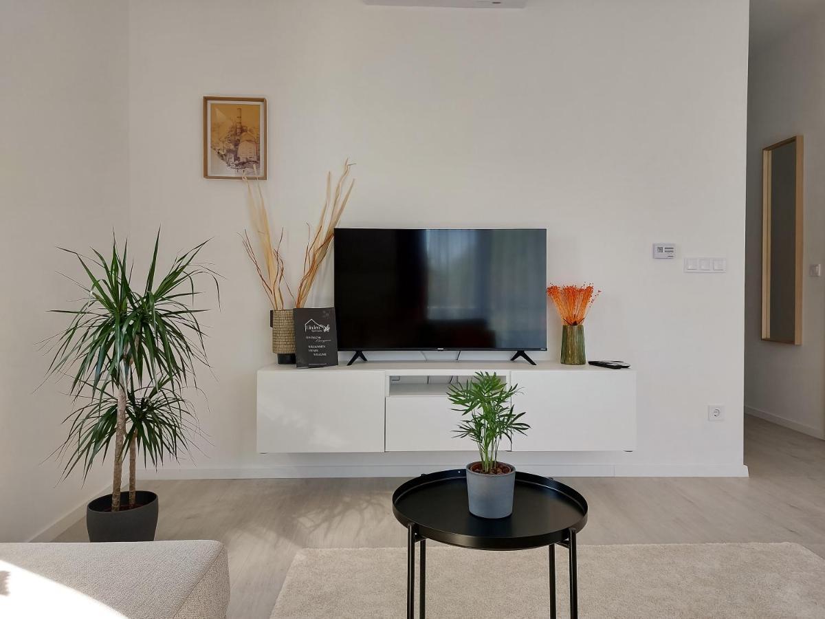Linden Apartman 106 - Adults Only Mosonmagyaróvár Kültér fotó