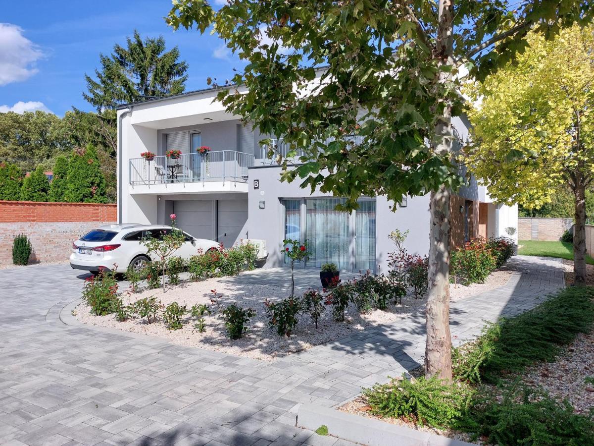 Linden Apartman 106 - Adults Only Mosonmagyaróvár Kültér fotó
